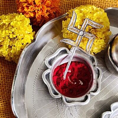 Sathiya Filigree Tilak Stick – Aesthetiic India