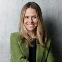 Kim Rivard - Avocate, Cheffe de la recevabilité et du renseignement ...