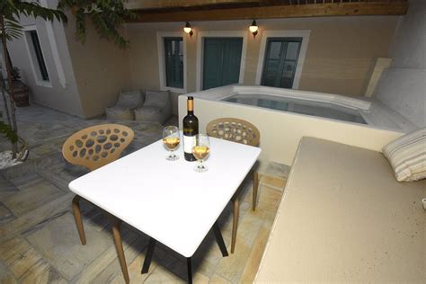 PASSION BLUE VILLAS (Oia, Santorini) - Villa Reviews, Photos, Rate ...