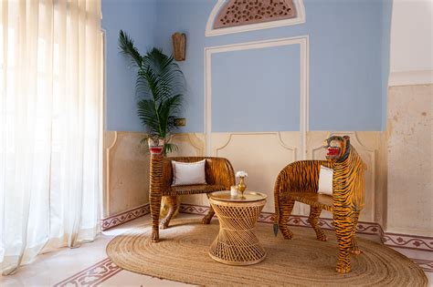 This Jaipur hotel is like a jewel box in the city's gemstone market ...