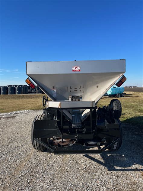 CHANDLER PT-16SS 8 TON PULL TYPE 304 SS HOPPER - 502-9997005