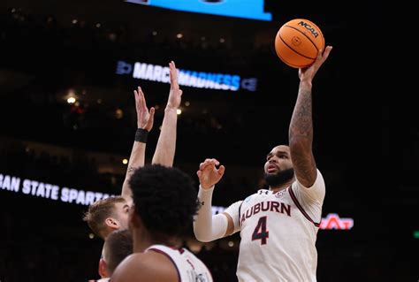 Johni Broome injury updates: Auburn star returns vs Michigan State ...