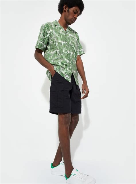 Buy URB_N Men Textured Cargo Shorts Online at just Rs. 999.0 ...