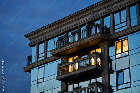 Building Complex 的图像结果