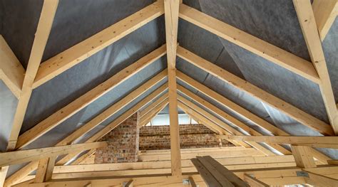 Hip Roof Framing Ceiling Joists Rafters Vs Trusses: What Are The Pros