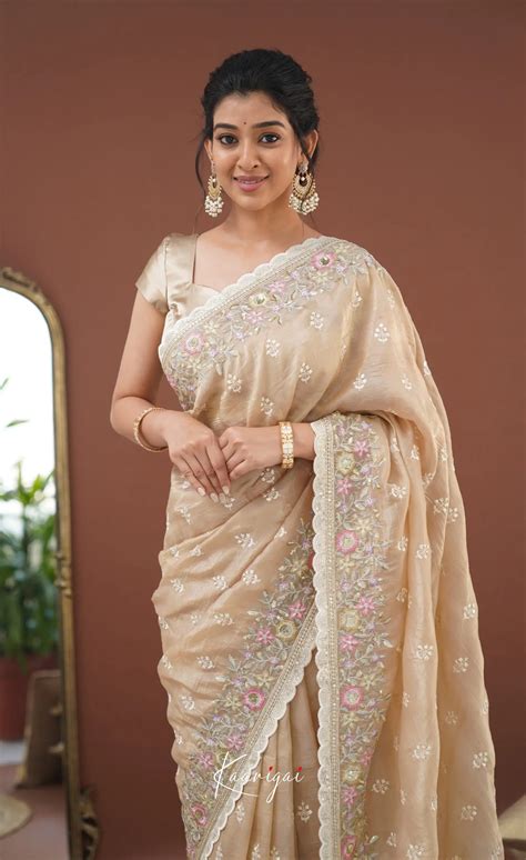 Nakshatra Crushed Tissue Saree - Beige – Ivalinmabia