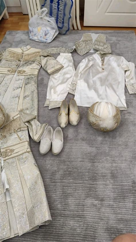 2 ADET 6 ve 8 YAŞ SÜNNET-DÜĞÜN-ŞEHZADE KIYAFETLERİ | Türkiye'deki ...