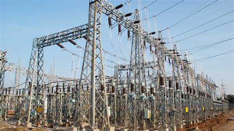 Why Isolator Are Not operated On Load Condition