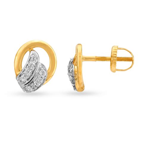 Adorable 18 Karat Yellow Gold And Diamond Oval Studs