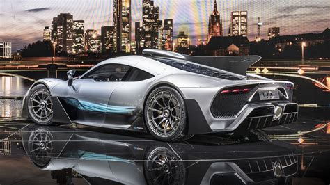 5 things you need to know about the Mercedes-AMG Project One