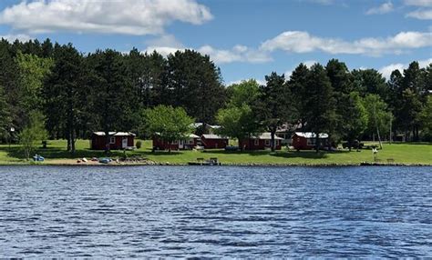RUSTY'S LOON BAY RESORT (Phillips) - Cottage Reviews & Photos - Tripadvisor