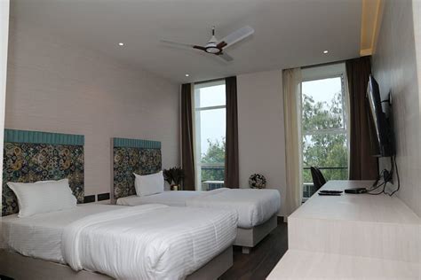 RAISON HOTEL (Adityapur) - Hotel Reviews, Photos, Rate Comparison ...