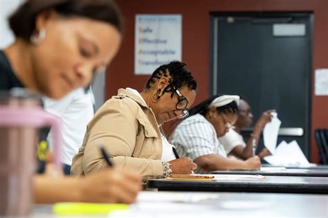 HISD job fair seeks teachers for the first year under TEA control