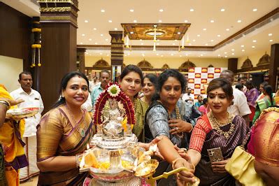 Sai Silks Kalamandir opens Kancheepuram Varamahalakshmi Silks store in ...