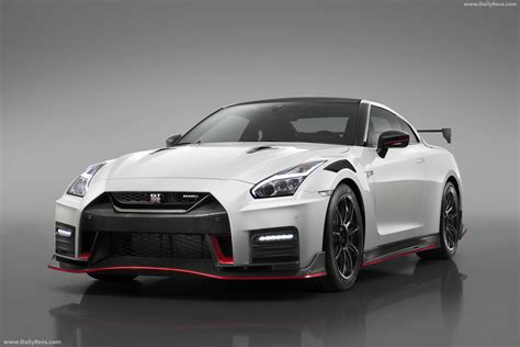 2020 Nissan GT-R Nismo - HD Pictures, Videos, Specs & Information ...