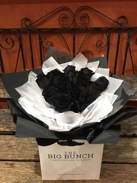Real Black Roses Delivery at Michael Carandini blog
