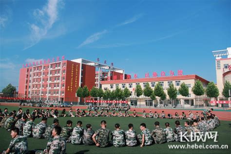 河北景县中学高一年级课间操验收-搜狐大视野-搜狐新闻