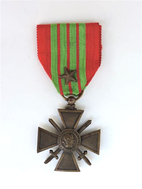 Médaille Croix de guerre 1939-1940 une étoile