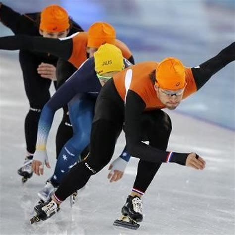 Speed Skaters China's Sun Wins 500m Gold At Short Track Speed Skating