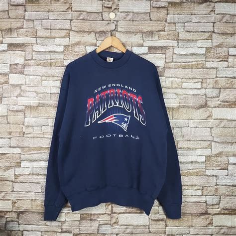Vintage 90s Distressed New England Patriots Football Sweatshirt ...
