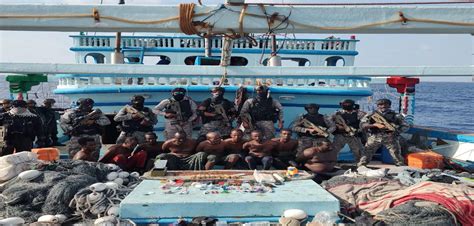 Rescued Pakistanis say Indian Navy dealt with Somali pirates all night