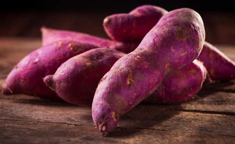 AIIMS-trained doctor lists foods that can help reduce cancer risk