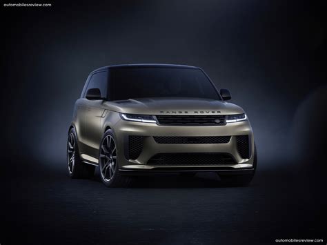 Range Rover Sport SV (2024) - picture 3 of 37