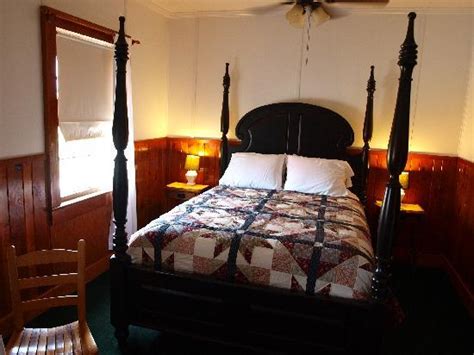 NAGS HEAD BEACH INN - B&B Reviews, Photos, Rate Comparison - Tripadvisor