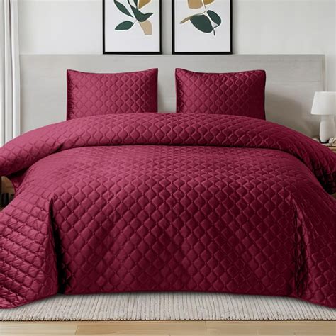 Amazon.com: Sophia & William Velvet Extra Queen Bedspread,3D Air Layer ...