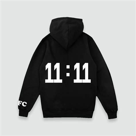 11:11 Hoodie – The Fit Check