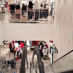 H&M - Clothing store - Mumbai - Maharashtra | Yappe.in