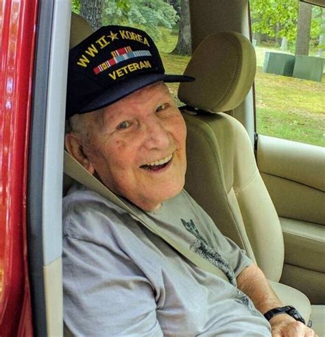 Merle Smith Obituary - Roanoke, VA | Oakey's East Chapel