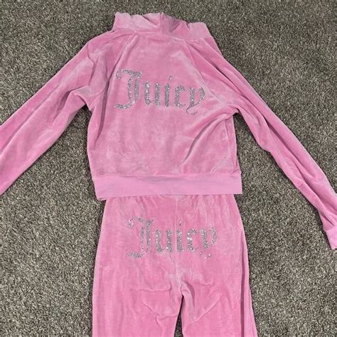 pink juicy velour tracksuit | Juicy couture tracksuit, Juicy couture ...