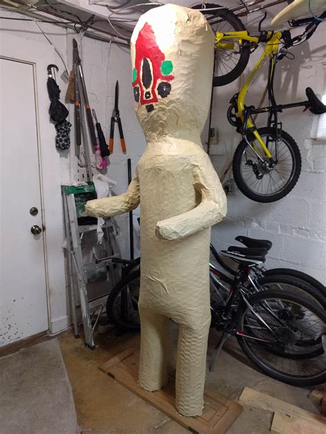 I made a full scale replica of SCP-173 : SCP