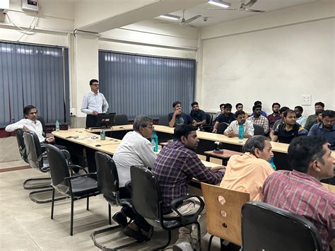 INDIAN INSTITUTE OF TECHNOLOGY (INDIAN SCHOOL OF MINES) DHANBAD