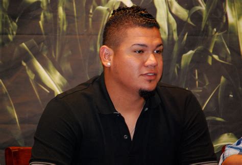 Slideshow: Felix Hernandez draws hundreds to the Ballard Fred Meyer ...