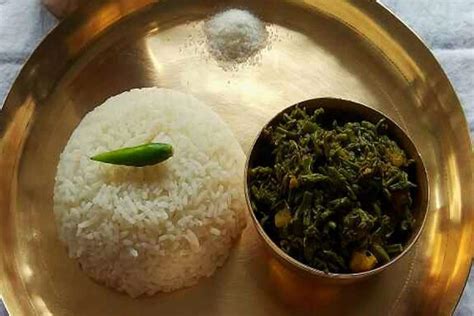 Fiddlehead Ferns or Dheki Shaak সস্তার বৌ শাক আসলে খুবই দামি, রোজ খেলে ...