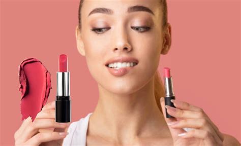 Difference Between Lipstick, Lip Gloss and Lip Tint |Be Beautiful India