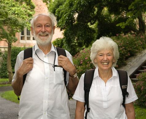 Peter and Rosemary Grant receive Royal Medal in Biology