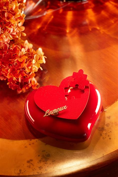 Rooms & Suites - Regent Hong Kong