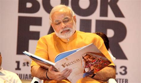 Shri Modi inaugurates 2nd Ahmedabad National Book Fair