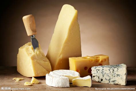 奶酪,卡门培尔奶酪,成熟的切达干酪高清图库素材免费下载(图片编号:6824734)-六图网