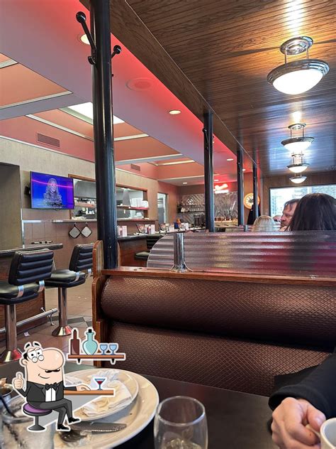 Drake Diner, Des Moines - Restaurant menu, prices and reviews