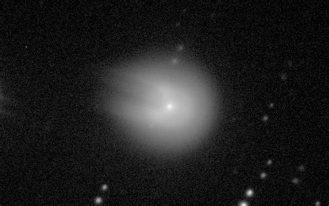 Comet That Exploded 的图像结果