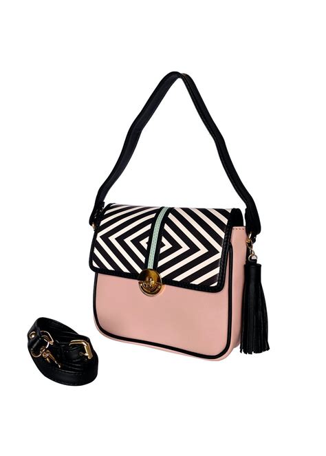 Get Illusional Printed Flap Detail Solid Sling Bag at ₹ 1550 | LBB Shop