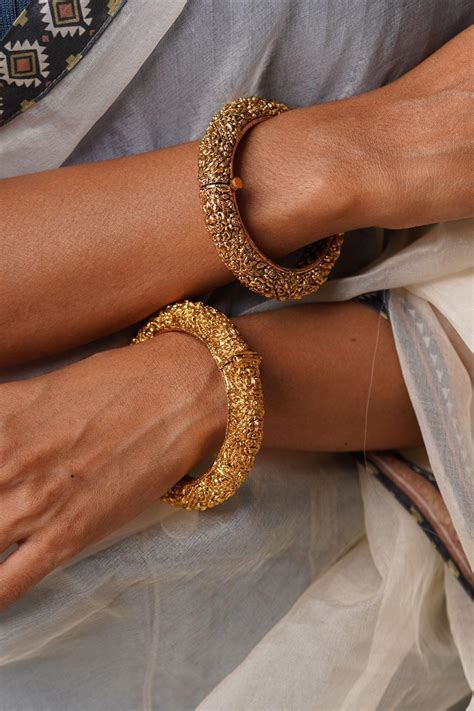 Buy Triloka Traditional Kada, dainty mangalsutra online