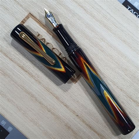 Taccia Ukiyo-e Urushi Hokusai Green Fountain Pen TF-004-GR (Limited ...