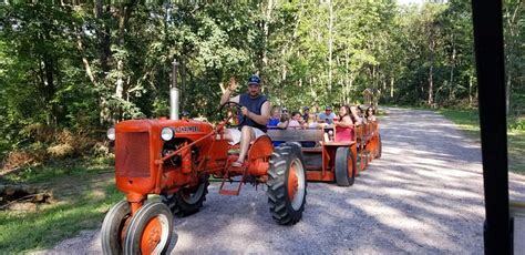 SHANGRI-LA CAMPGROUND (Wisconsin Dells) - Campground Reviews & Photos ...