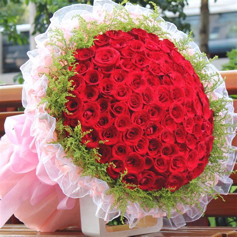 99朵戴安娜粉玫瑰，因为有了你而幸福温馨 - 六朵花