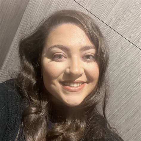 Gabby - English teacher - ₹3125/h